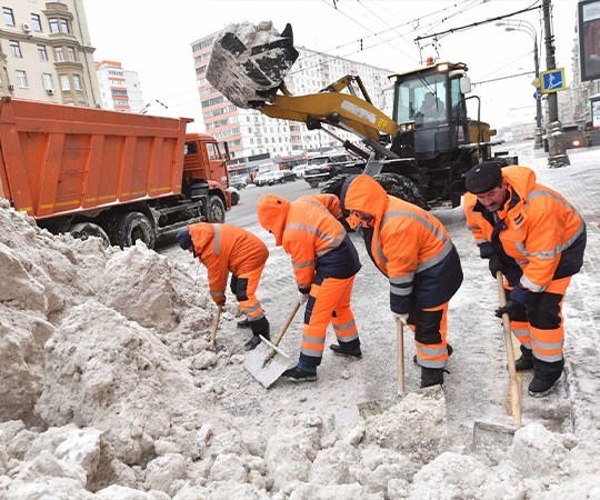 Уборка снега в Орске и  Оренбургской области